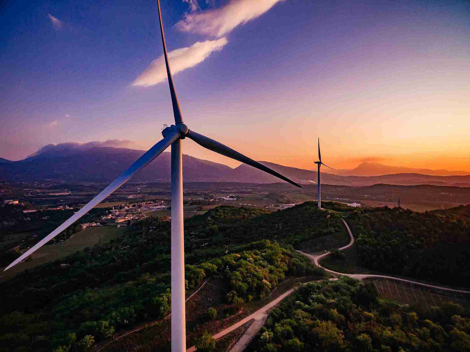 Energia limpa para pequenas empresas: por que usar e como aderir?